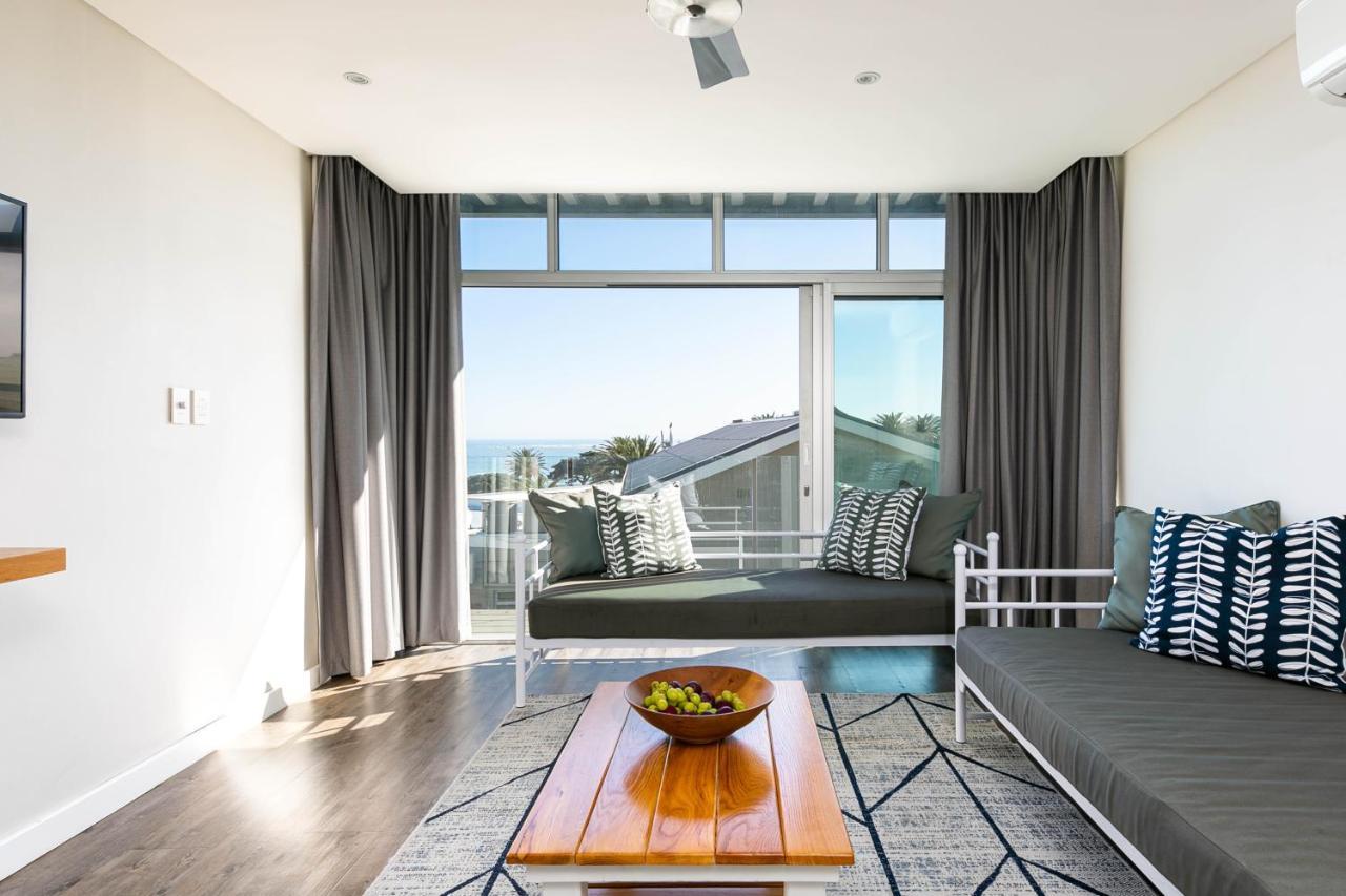 Beach Views -Camps Bay Village كيب تاون المظهر الخارجي الصورة